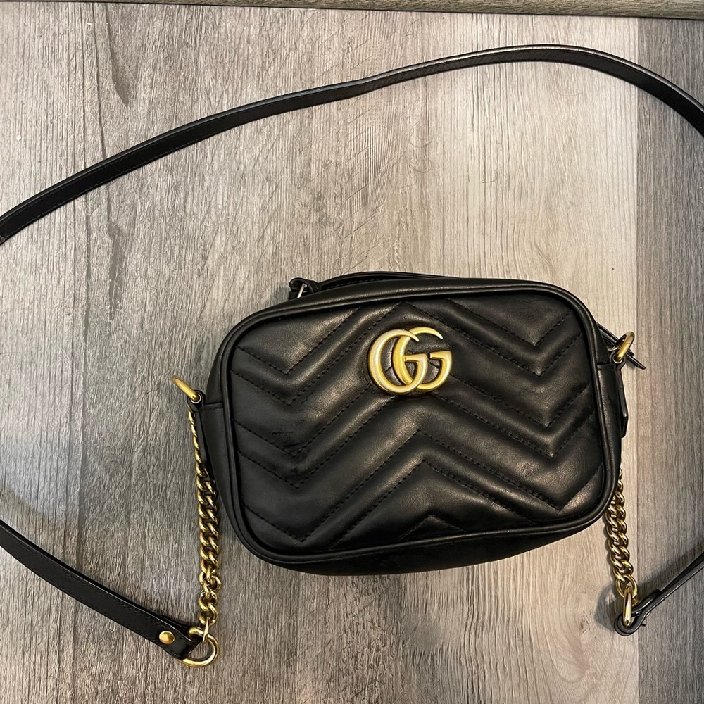 Authentic gucci cross body’s bag!